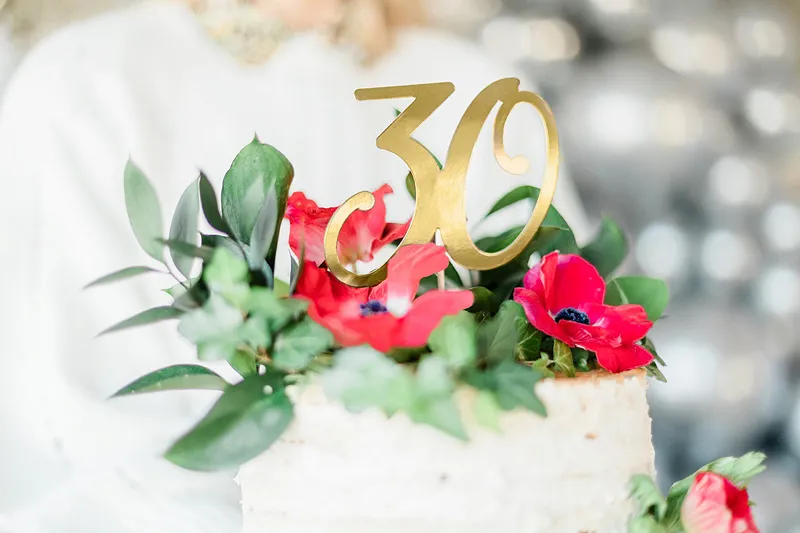 CAKE TOPPER 30 ORO CM20.5 KPT62-30-019 - Vista 3