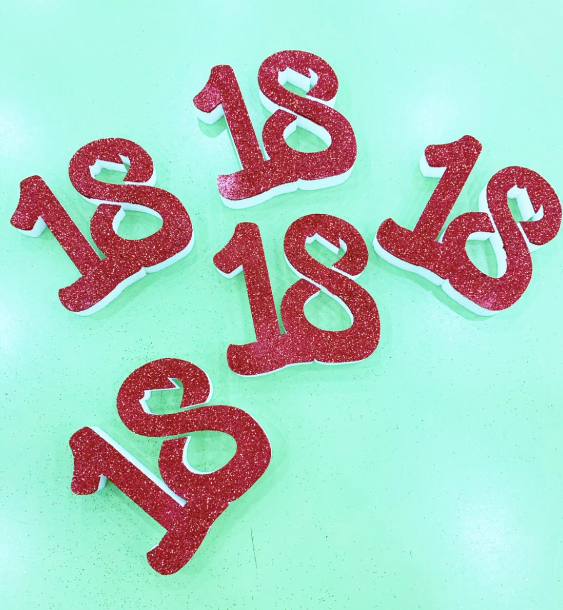 NUMERINI 18 IN POLISTIROLO CM.11 PZ.5 COLORI A SCELTA 12568